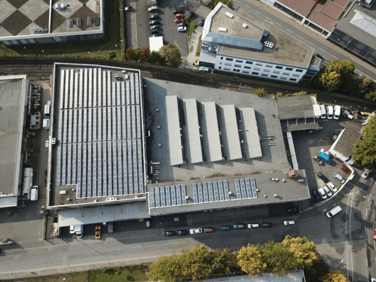 Letecký pohled na datacentrum Interwerk